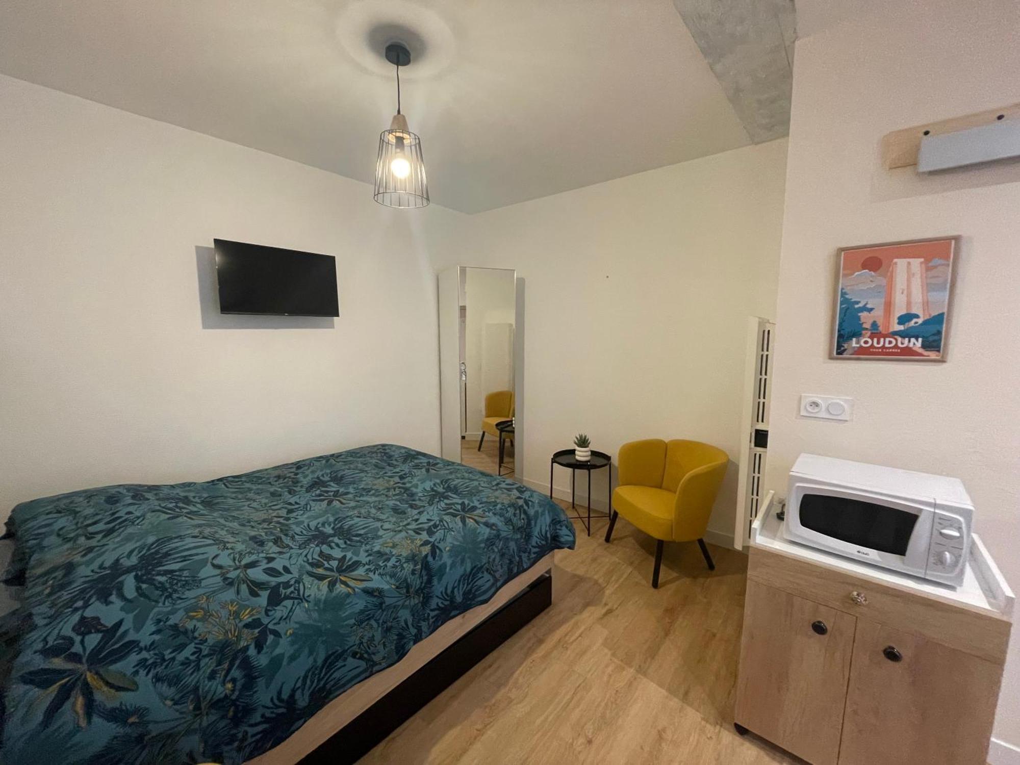 Le Logis De Lyla Apartment ลูเดิง ภายนอก รูปภาพ